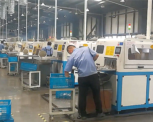 全自动高精度铝型材切割机